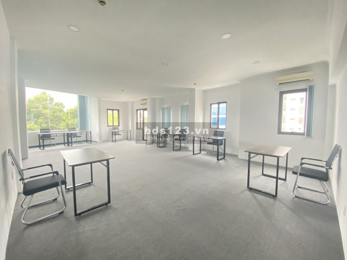Văn Phòng 90m2, MT Phan Đình Giót, Gần Sân Bay, Giá Thuê Tốt, Tiện Nghi