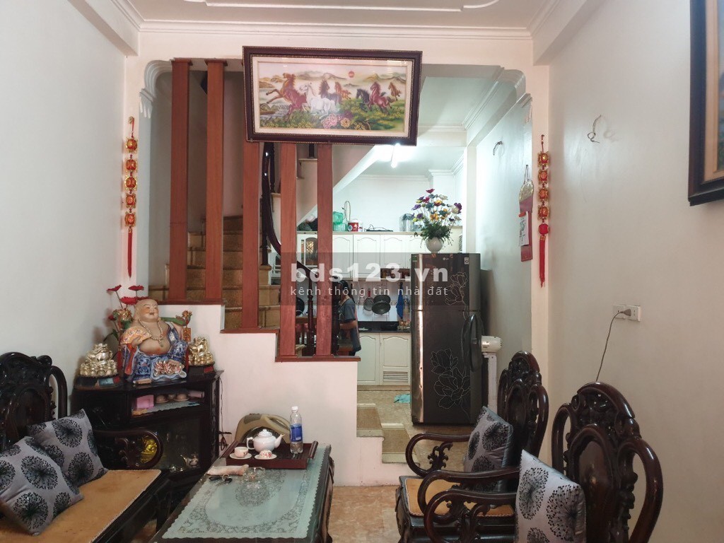 Bán nhà Xuân Diệu, lô góc, ngõ thông 2 phố lớn, 30M2, giá chỉ 6 tỷ