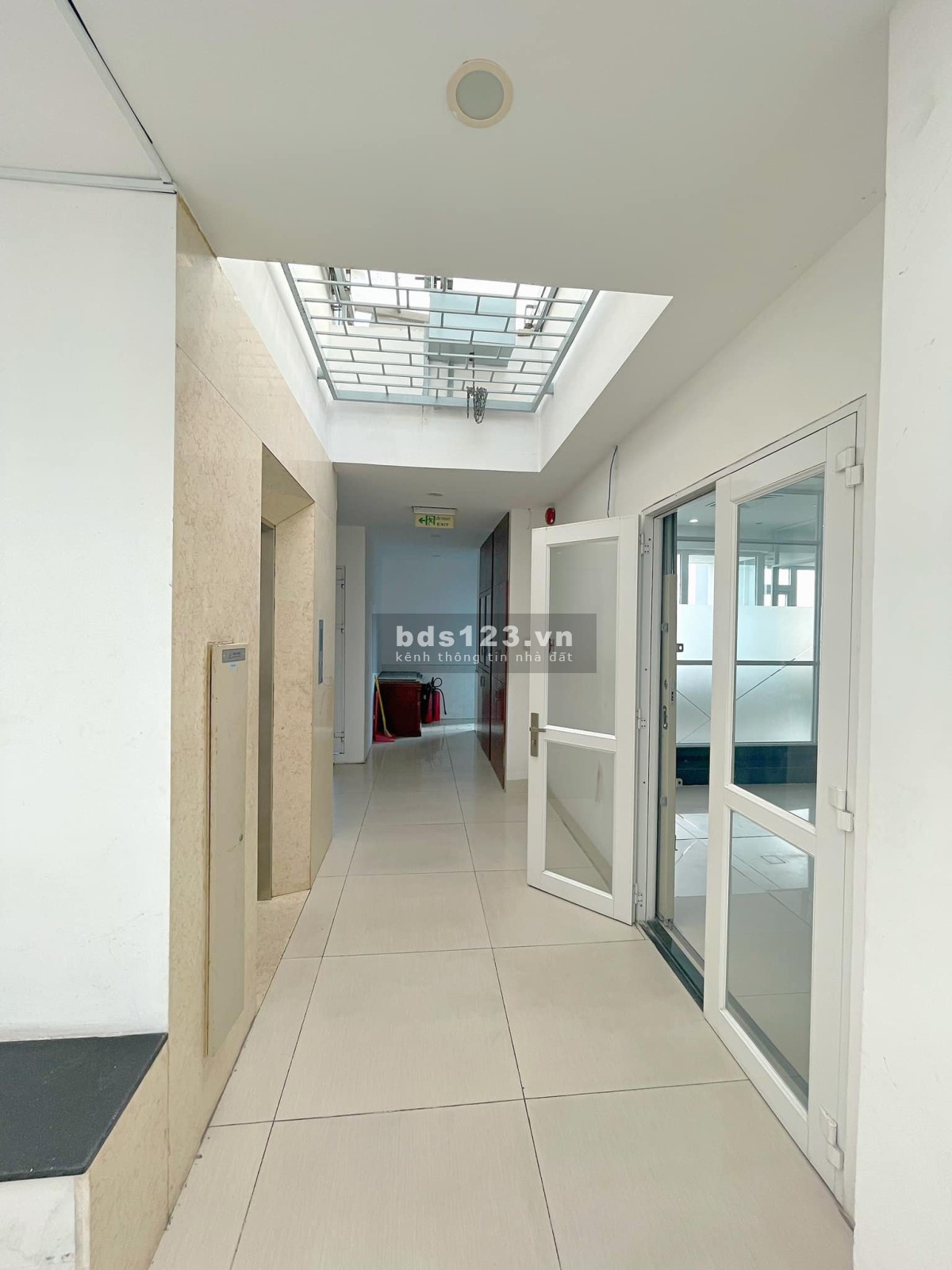Giảm Giá! Sàn cho thuê cách mặt tiền 3/2 chỉ 20 bước chân. 60m2 chỉ 20tr/th - đừng bỏ lỡ ưu đãi