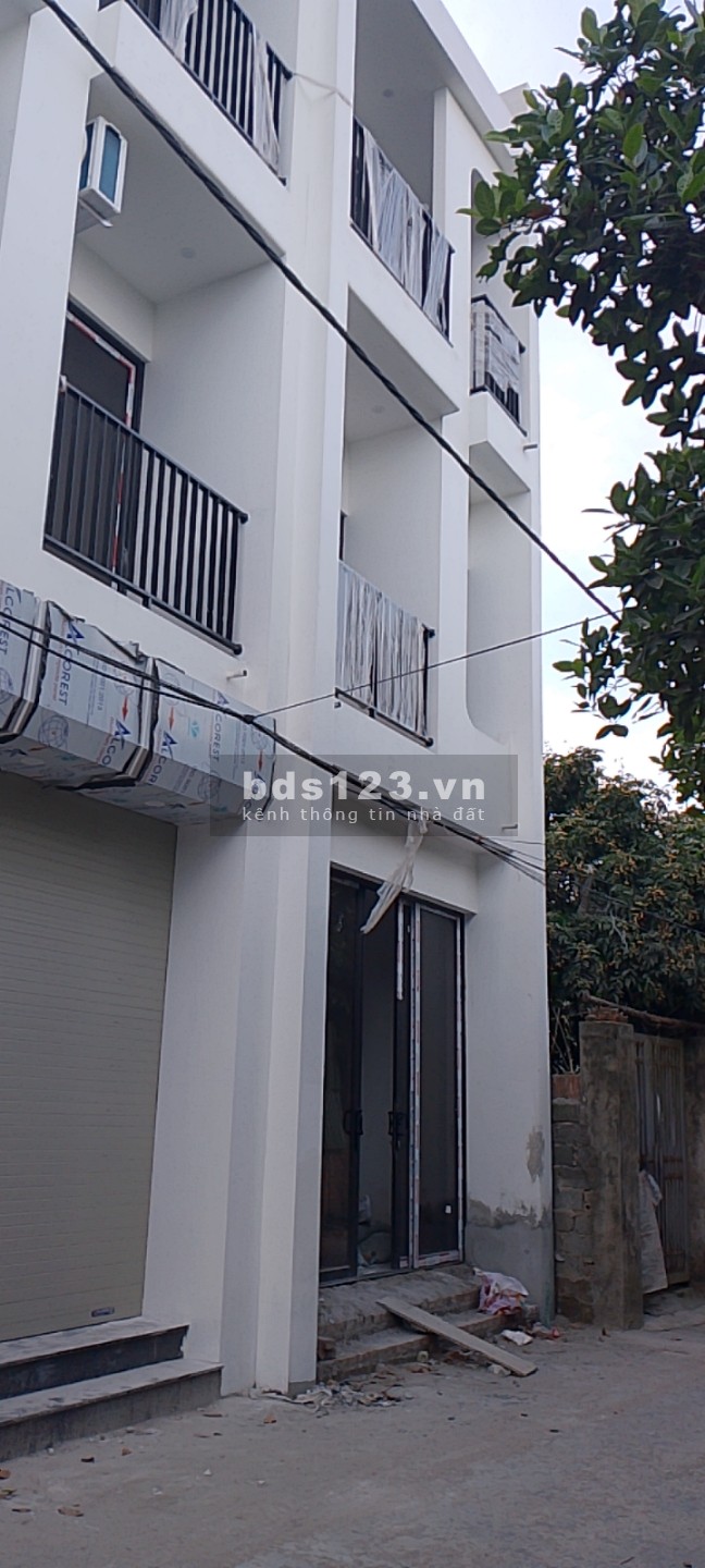 Siêu phẩm mặt đường kinh doanh chỉ cách kdt đô nghĩa ôtô cất trong nhà.
