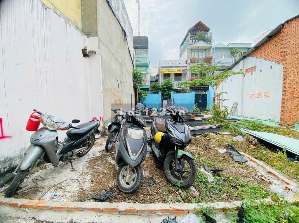 BÁN ĐẤT TIỆN XÂY MỚI 100%, SỔ NỞ HẬU, 51.1M2 HOÀNG HOA THÁM, 6.X TỶ