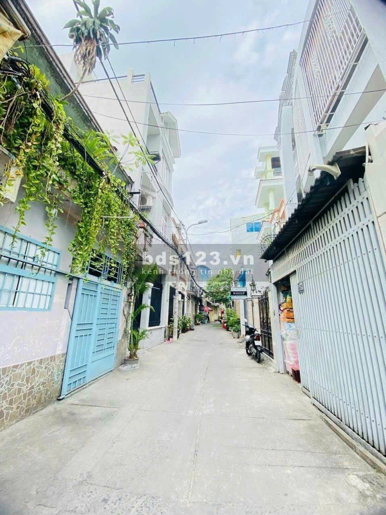 BÁN ĐẤT TIỆN XÂY MỚI 100%, SỔ NỞ HẬU, 51.1M2 HOÀNG HOA THÁM, 6.X TỶ