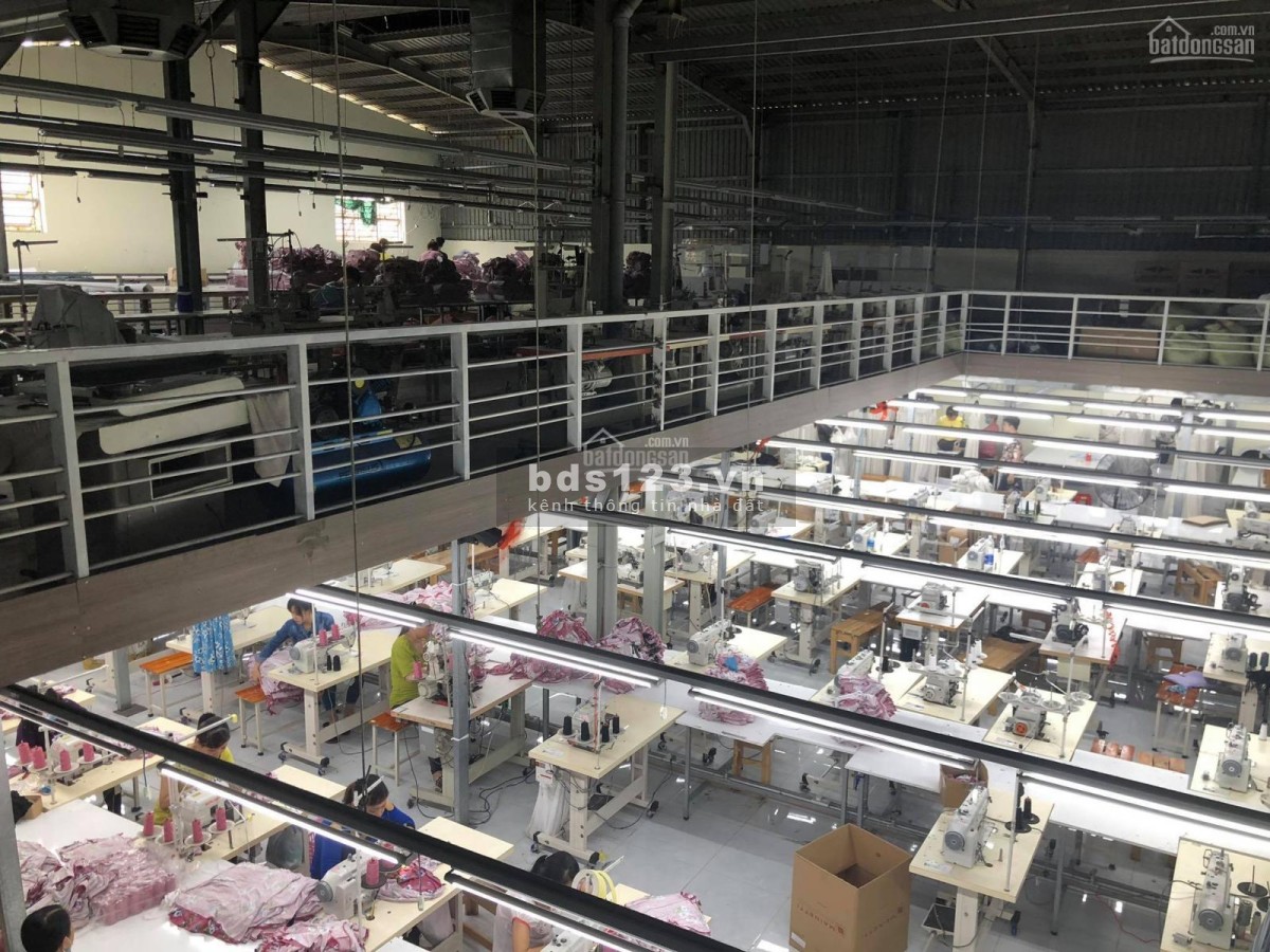 Xưởng mặt tiền đường, 186 Mễ Cốc, phường 15, quận 8 q8 - 2500m2