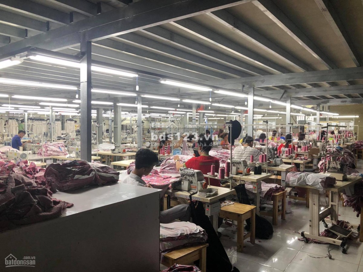 Xưởng mặt tiền đường, 186 Mễ Cốc, phường 15, quận 8 q8 - 2500m2