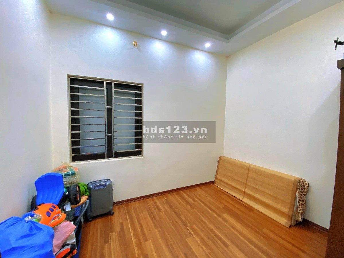 BÁN NHÀ CẦU GIẤY SIÊU ĐẸP 55M2 4TẦNG MT5M Ở KINH DOANH NGÕ THÔNG ĐƯỜNG CẦU GIẤY NGỌC HÀ CV NGHĨA ĐÔ