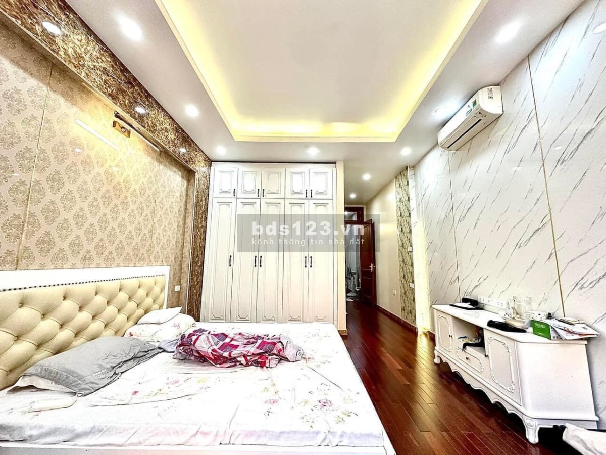 NHÀ SIÊU RẺ CHỈ 23 TỶ KHU VỰC ĐỘI CẤN BA ĐÌNH 103M2 FULL NỘI THẤT GARA OTO