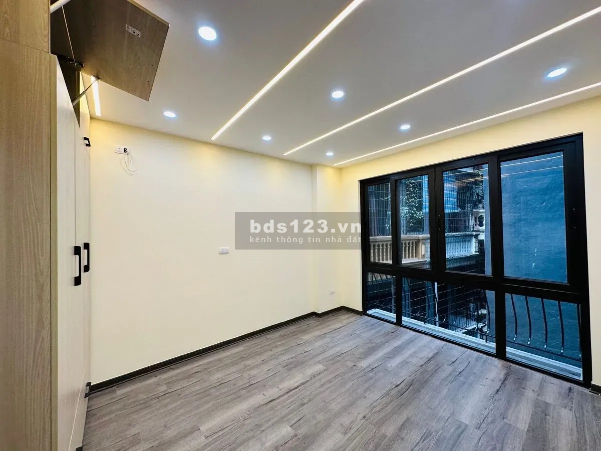 NHÀ MỚI HIẾM NGÕ THÔNG, KHƯƠNG TRUNG, GIÁ 4.3 TỶ 5 TẦNG,THANH XUÂN, HÀ NỘI