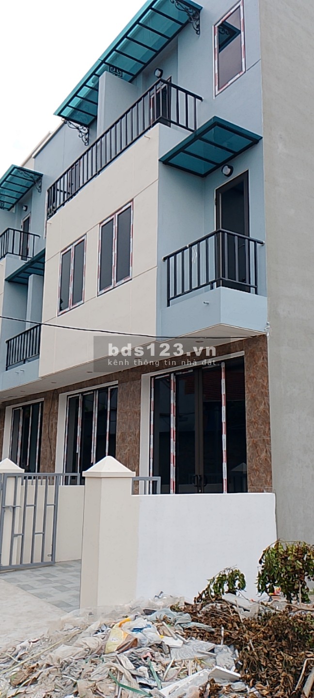 Siêu phẩm 3 tầng 49.6m2 ngay khu đô thị Đô Nghĩa Hà Đông. Ôtô vào nhà giá chỉ 2,6tỷ