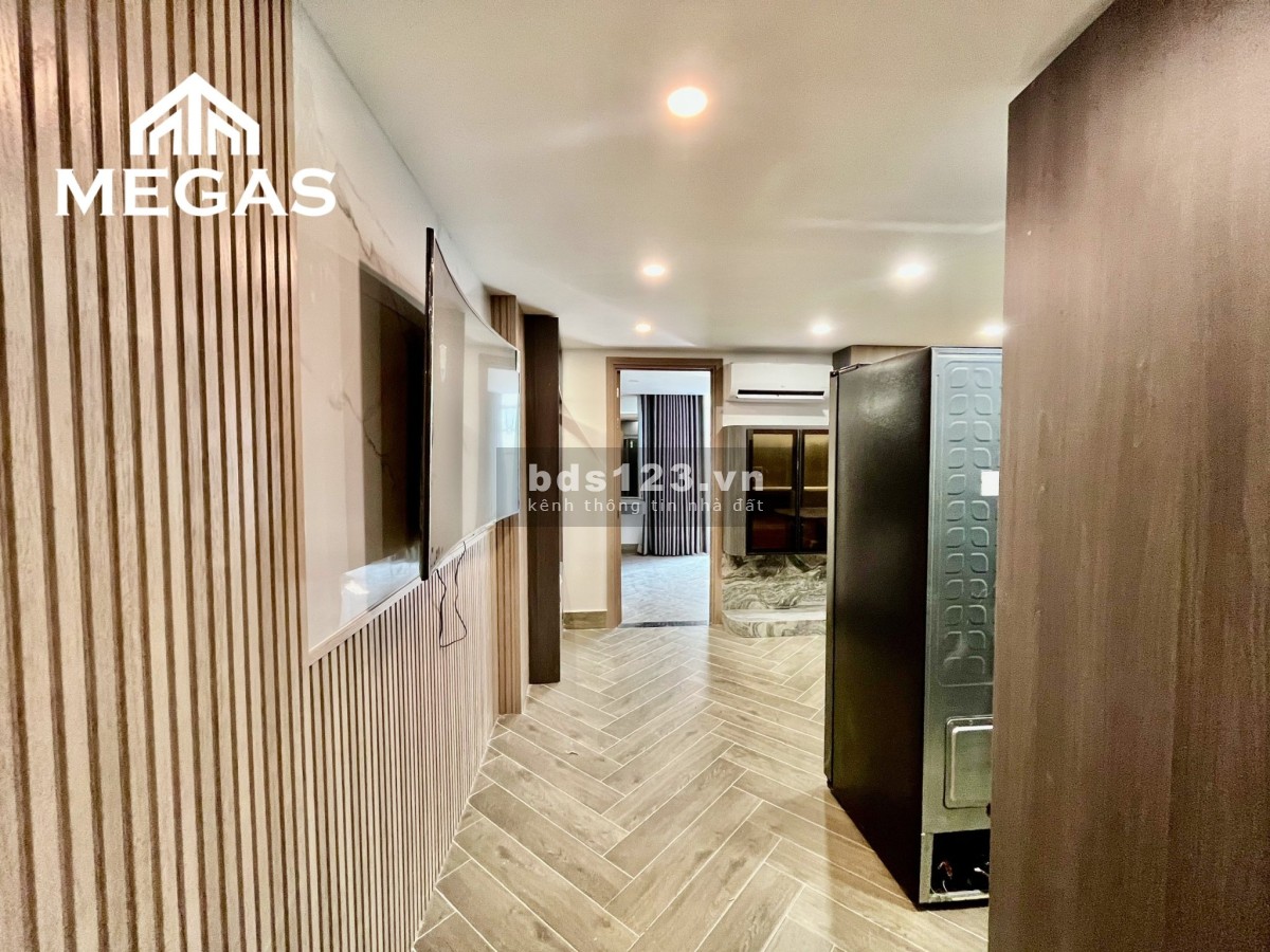 Căn hộ siêu sang trọng full nội thất cực đẹp giá 10tr ( giá có thể thương lượng )