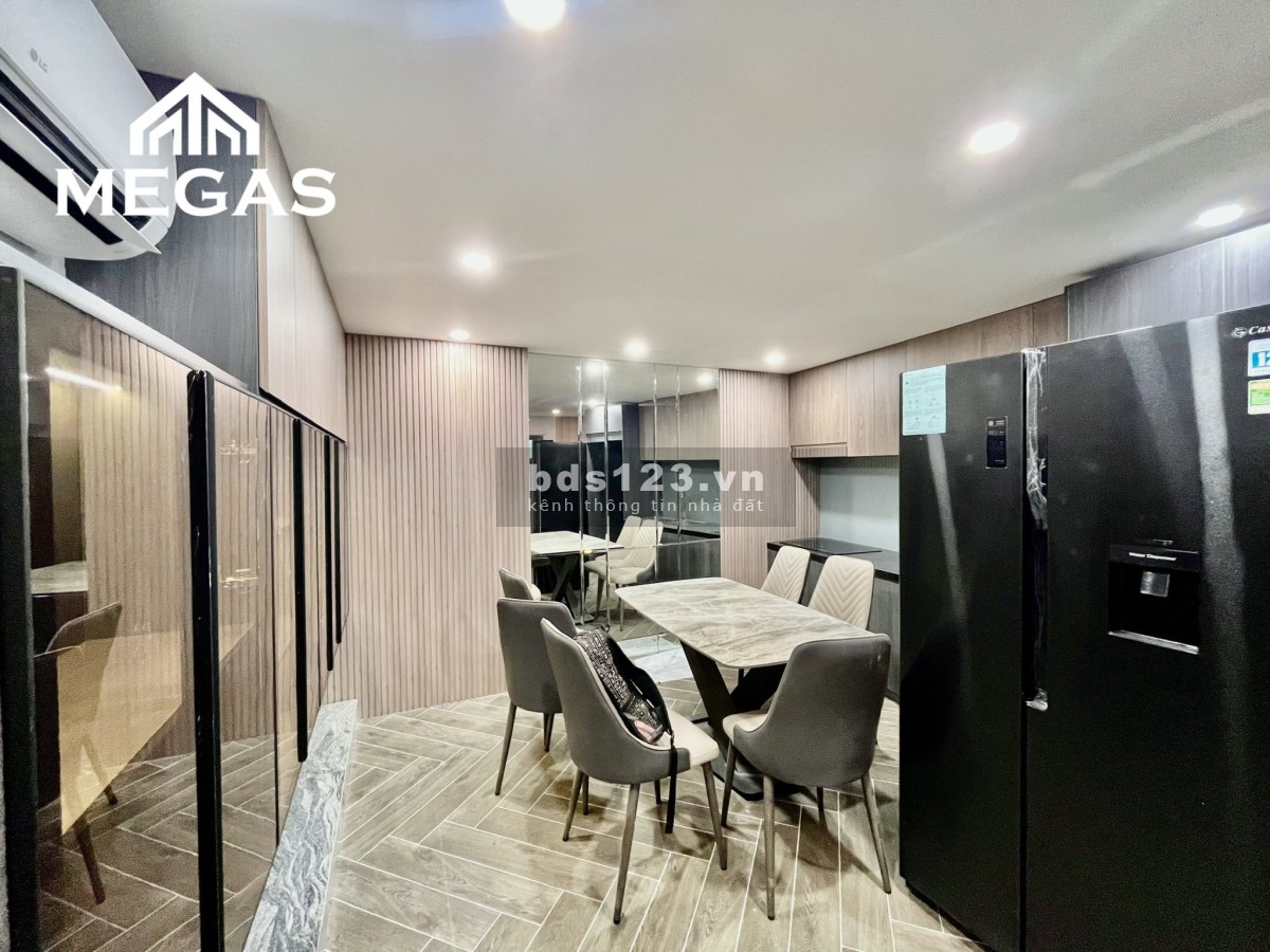 Căn hộ siêu sang trọng full nội thất cực đẹp giá 10tr ( giá có thể thương lượng )