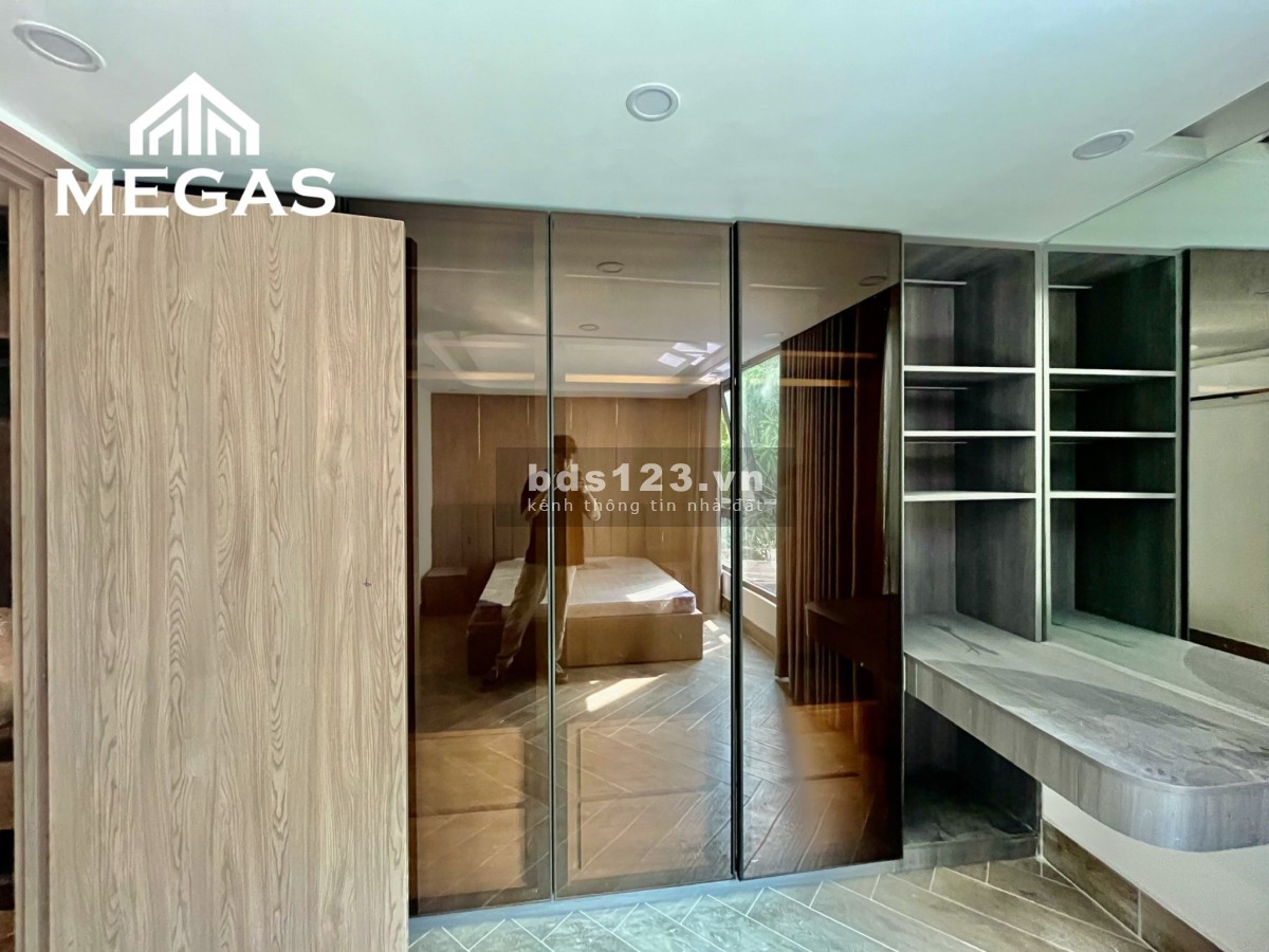 Căn hộ siêu sang trọng full nội thất cực đẹp giá 10tr ( giá có thể thương lượng )