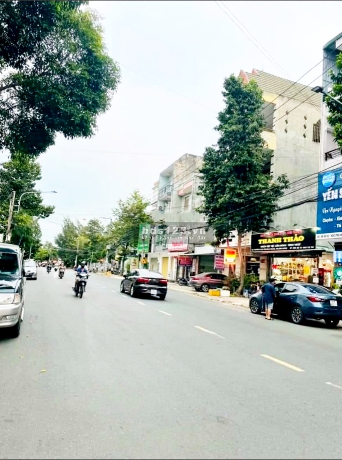 VỢ CHỒNG TÔI CẦN SANG GẤP 678M2 ĐƯỜNG NHỰA - ĐỐI DIỆN BV HẠNH PHÚC. GIÁ 2TY650.