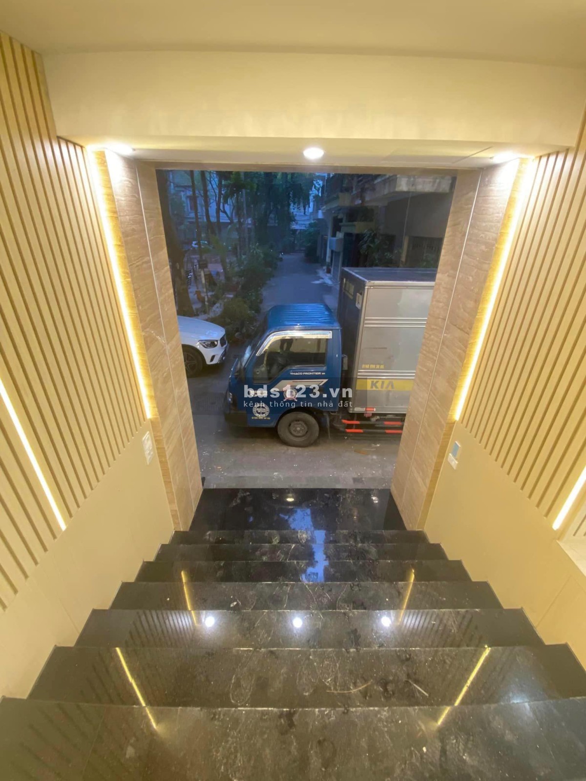 SIÊU PHẨM PHÂN LÔ ĐỖ QUANG 95M2 8TẦNG MT7,5M GARA OTO THANG MÁY VIEW VƯƠN HOA SÂN CHƠI TRƯƠNG CẤP1,2