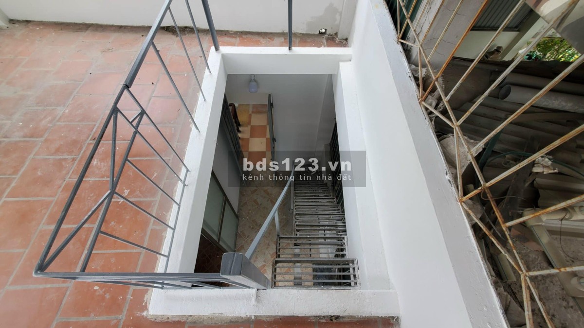 BÁN GẤP TRỐN NỢ - 25 4 4.1 NHÀ 2 MẶT THOÁNG NHÀ MỚI MÀ CÓ NHÀ Ở TRUNG TÂM HÀ NỘI 2 TỶ