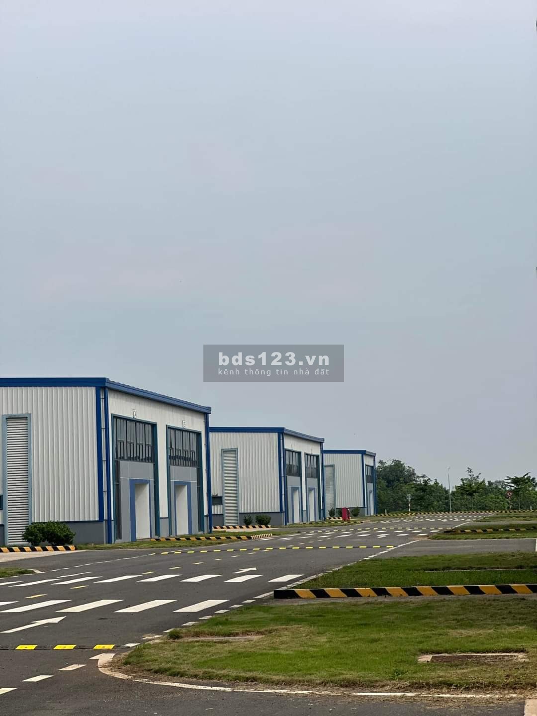 Nhà xưởng tiêu chuẩn EPE, FDI Kcn Yên Mỹ, Thăng Long, Minh Quang giá chỉ từ 2.5usd/m2