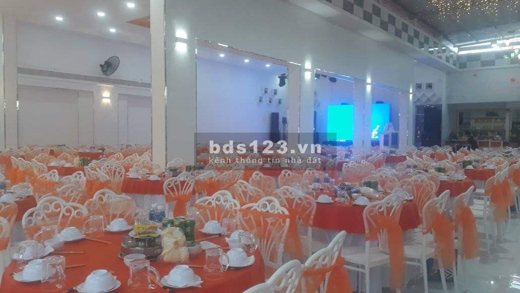 Cho thuê nhà hàng nhà nghỉ 12 phòng mặt đường Huỳnh Tấn Phát Mũi Né giá từ 20tr 1000m2