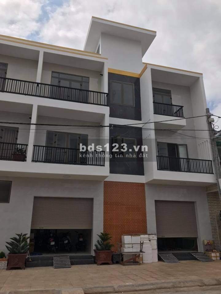 Chính chủ cho thuê nhà 47 Hùng Vương 2 Phan Thiết 4 ngủ giá 15 triệu