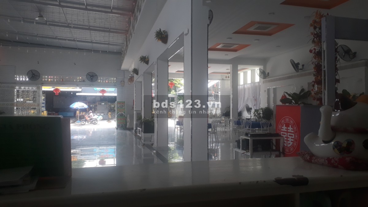 Cho thuê nhà hàng nhà nghỉ 12 phòng mặt đường Huỳnh Tấn Phát Mũi Né giá từ 20tr 1000m2