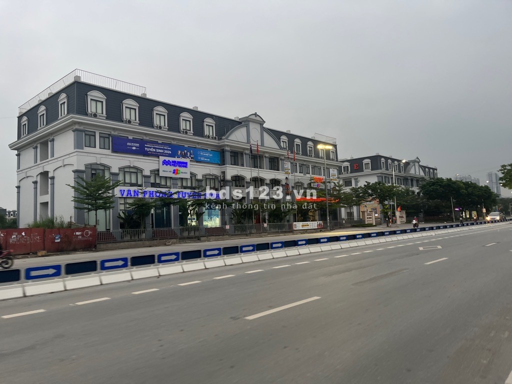 Bán nhà Vân Canh - Ô tô vào nhà. LH Mr Hưng: 0977031180 Zalo