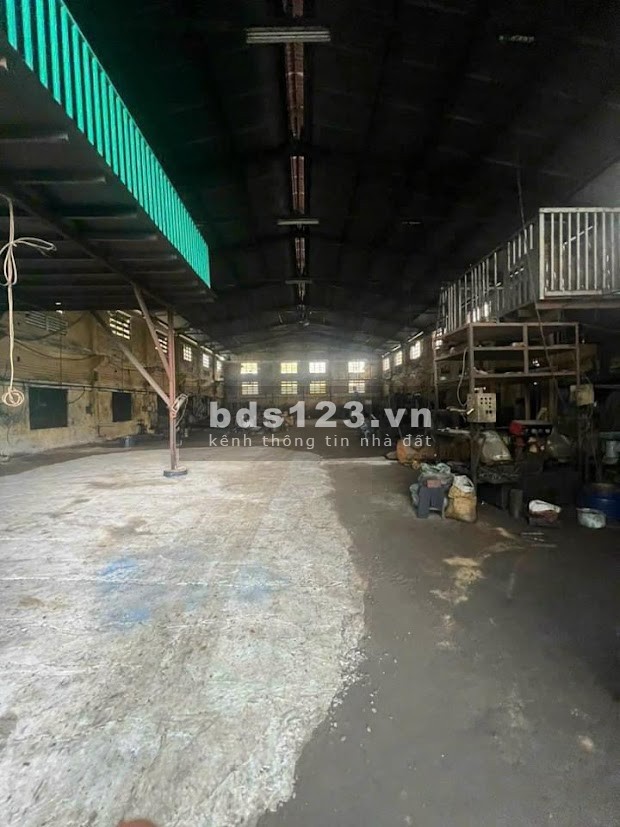 Cho thuê Kho Xưởng: (1.300m2) Bình Chánh. Đường xe Cont.