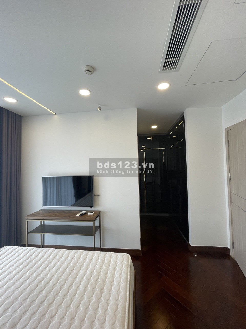 [ FOR SALES ]Cần bán 3PN, 130m2, Midtown – PMHGiá Tốt 10tỷ500(bao thuế phí,TL) HĐT giá tốt