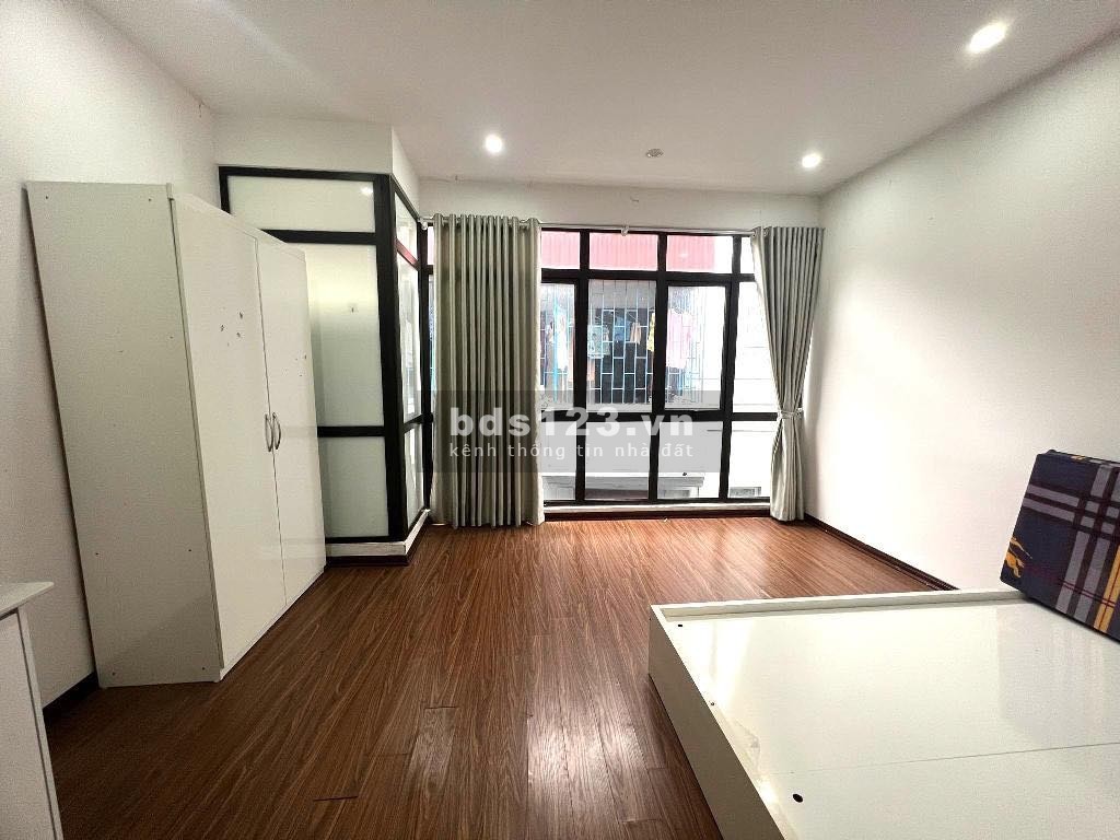 18 tỷ - 69m2 - Bán biệt thự Xuân Đỉnh. Ngay đại sứ quán Hàn Quốc, 3 thoáng