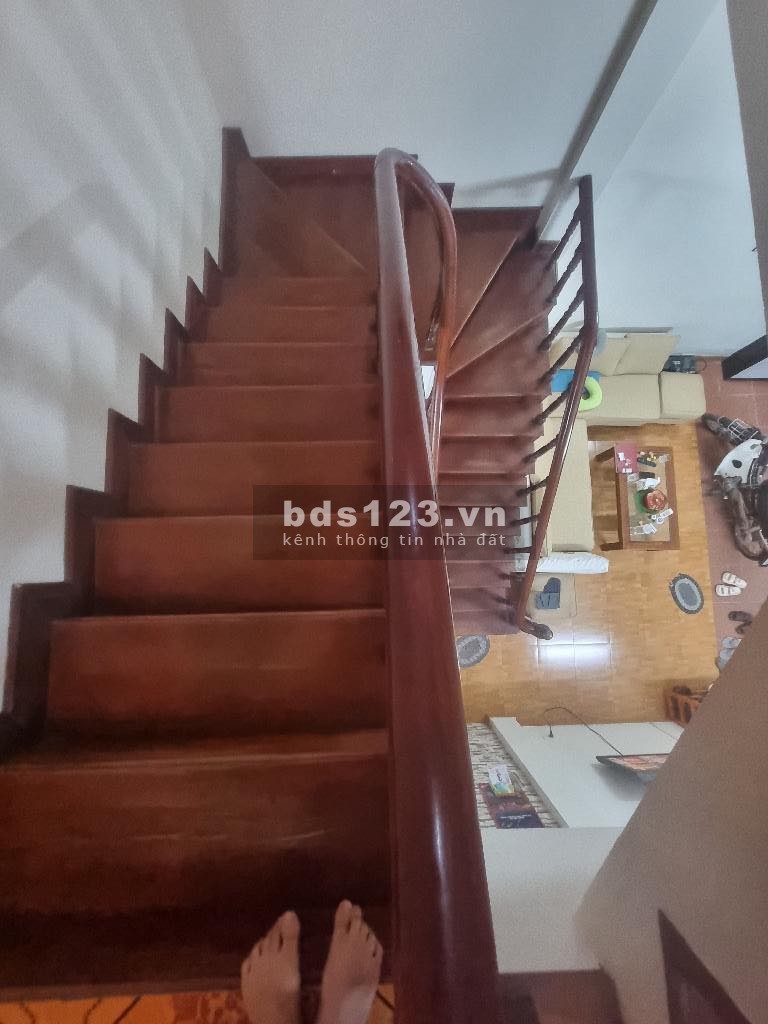 18 tỷ - 69m2 - Bán biệt thự Xuân Đỉnh. Ngay đại sứ quán Hàn Quốc, 3 thoáng