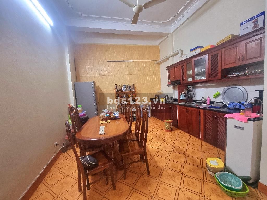 18 tỷ - 69m2 - Bán biệt thự Xuân Đỉnh. Ngay đại sứ quán Hàn Quốc, 3 thoáng