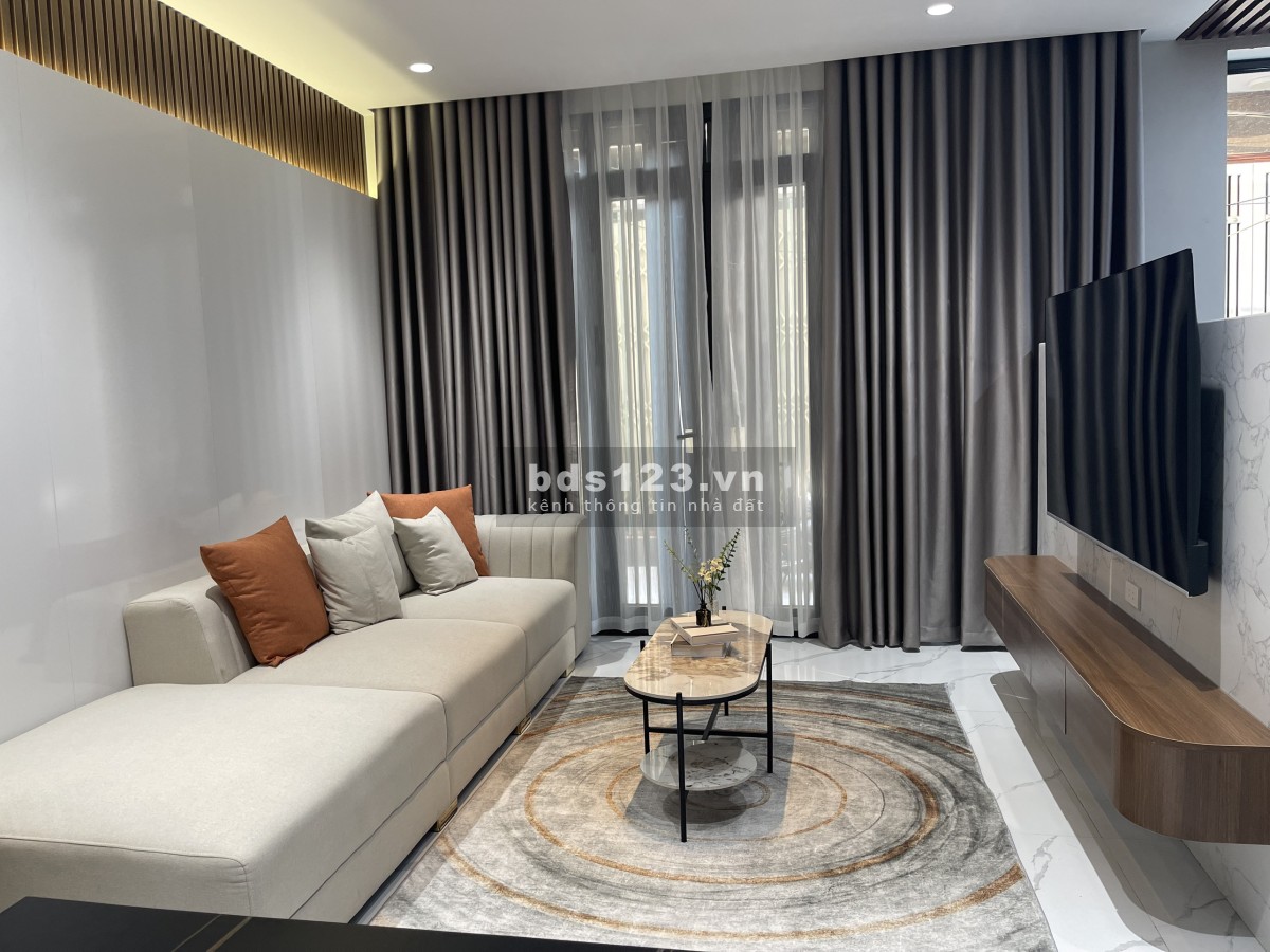 Bán nhà Phan Đình Giót 45m2 xây 4 tầng full nội thất giá 7,3 tỷ LH 0984745099