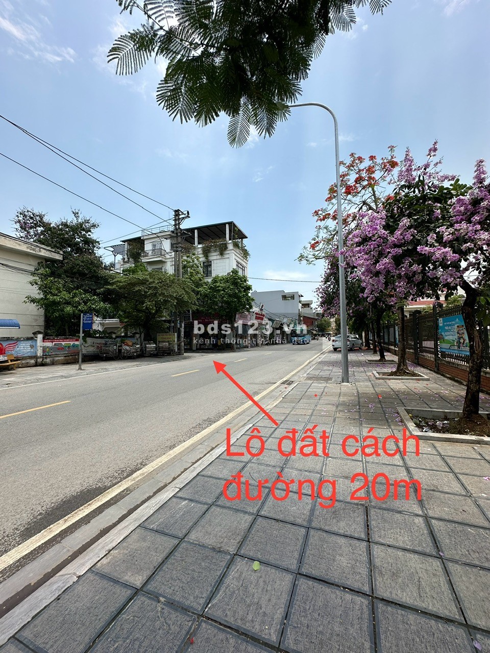 Bán lô góc 3 mặt tiền 62m2 thị trấn Chúc Sơn sát trường C1,2 - bệnh viện - KINH DOANH đẹp