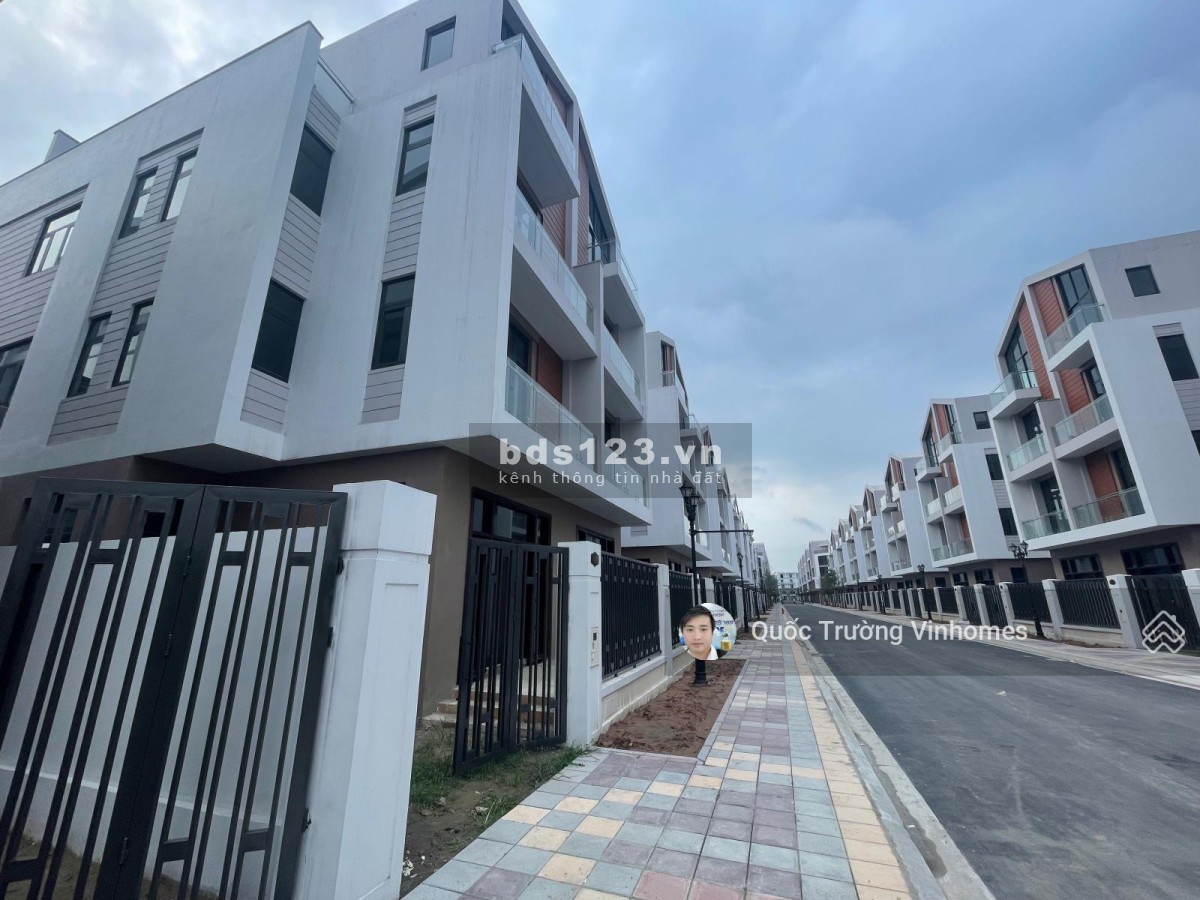 Biệt thự đẳng cấp lân đâu mở bán phân khu Ánh Dương siêu đẹp. vhocp3