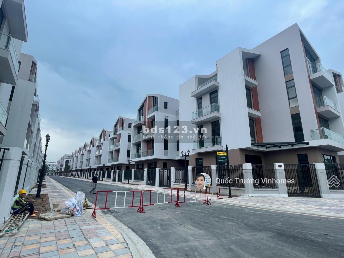 Biệt thự đẳng cấp lân đâu mở bán phân khu Ánh Dương siêu đẹp. vhocp3