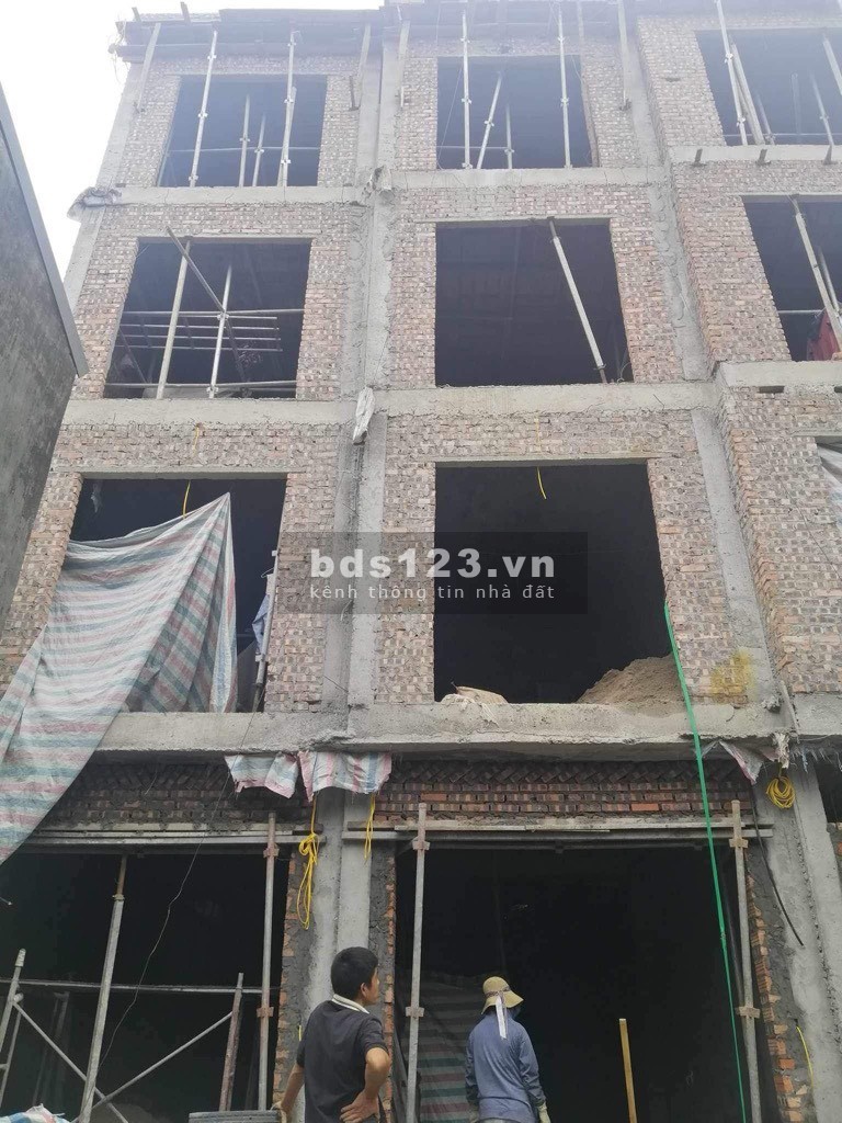 SIÊU PHẨM HOÀI ĐỨC NHÀ ĐẸP - VÀI BƯỚC RA OTO - SẮP HOÀN THIỆN NỘI THẤT CAO CẤP - GIÁ CHỈ 3.X TỶ