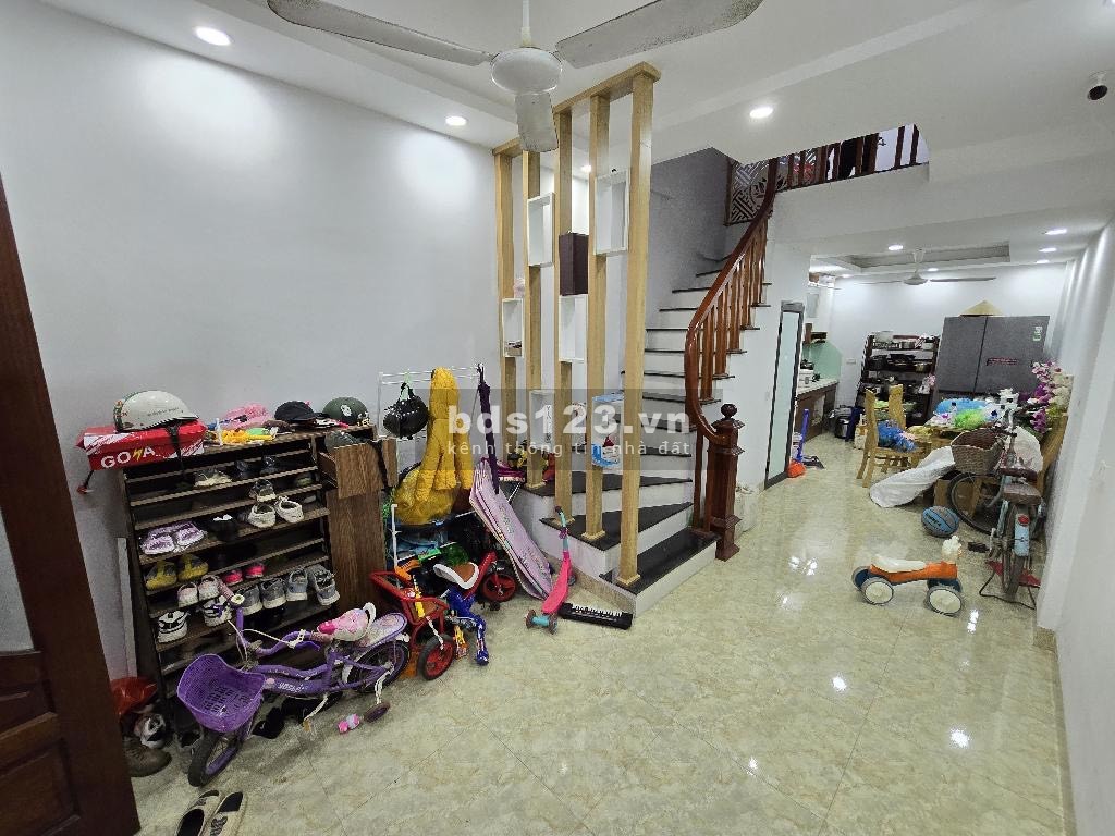BÁN NHÀ HOÀI ĐỨC Ô TÔ ĐỖ CỔNG 34M², MT 3.2M CHỈ 3.X TỶ