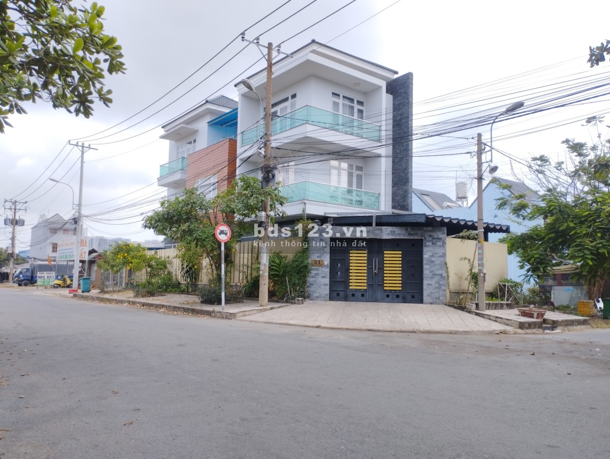 Cần bán đất dự án Khu dân cư Đại học Bách khoa, trục chính 16m, diện tích 210m², giá 61,5 triệu/m²