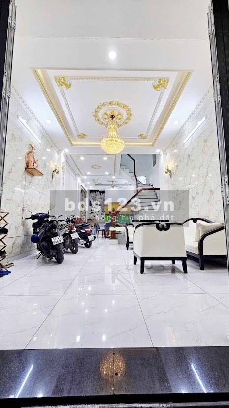 Bán nhà đẹp, 200m ra Phạm Văn Đồng, đường số 30, Linh Đông 61m2, 4 tầng 6.5 tỷ.