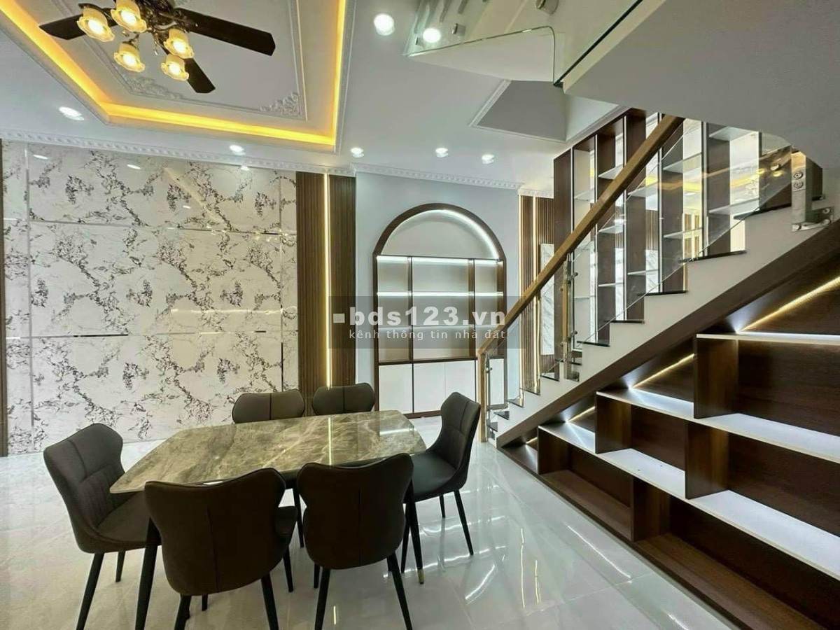 CHỦ NHÀ NGỘP CẦN BÁN GẤP NHÀ TÂN NHỰT 96M2 1 TỶ 3 ĐƯỜNG OTO