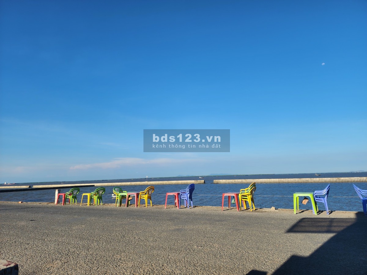 Đất nền gần biển thổ cư giá 330 triệu có sổ đỏ
