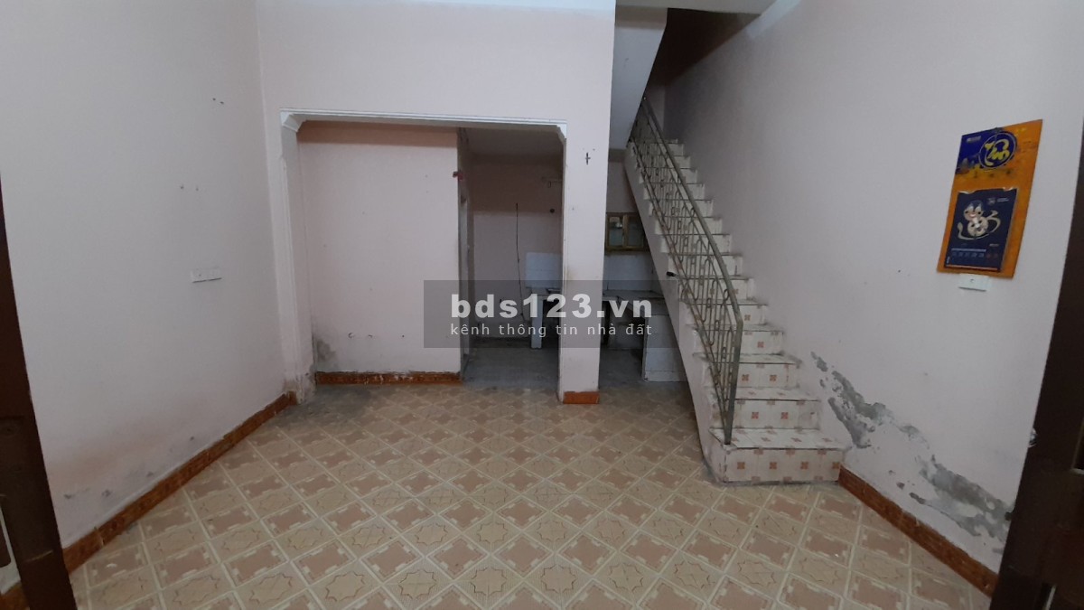 Bán nhà Ngọc Thuỵ Long Biên, giá đầu tư, DT 35m2, 3 tầng, giá: 3.4 tỷ. Gần đường Hồng Tiến