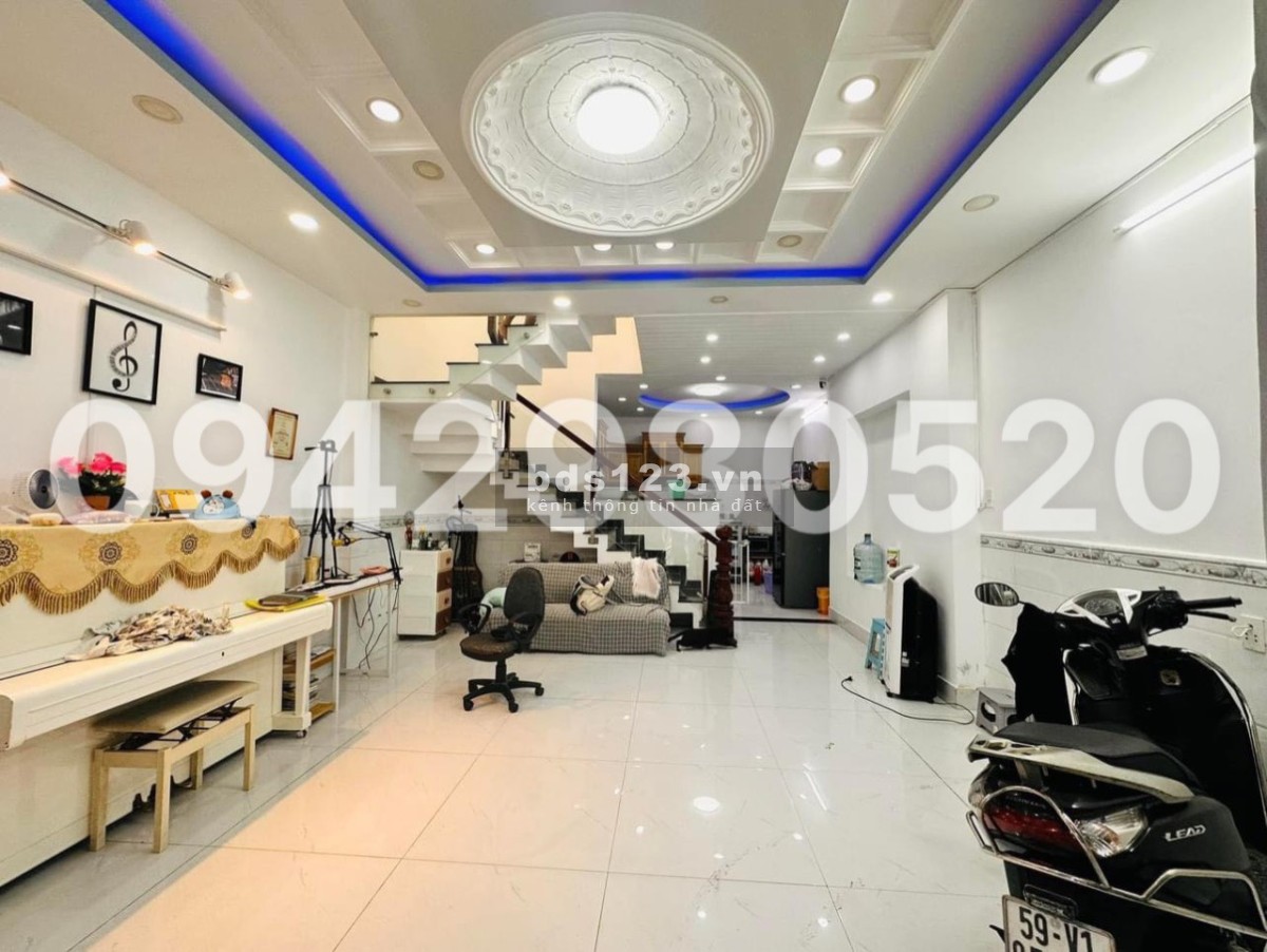 NHÀ 850TR Ở NGAY. HIỆN ĐANG CHO THUÊ 6TR/THÁNG, HỢP ĐỒNG THUÊ CÒN 1 NĂM