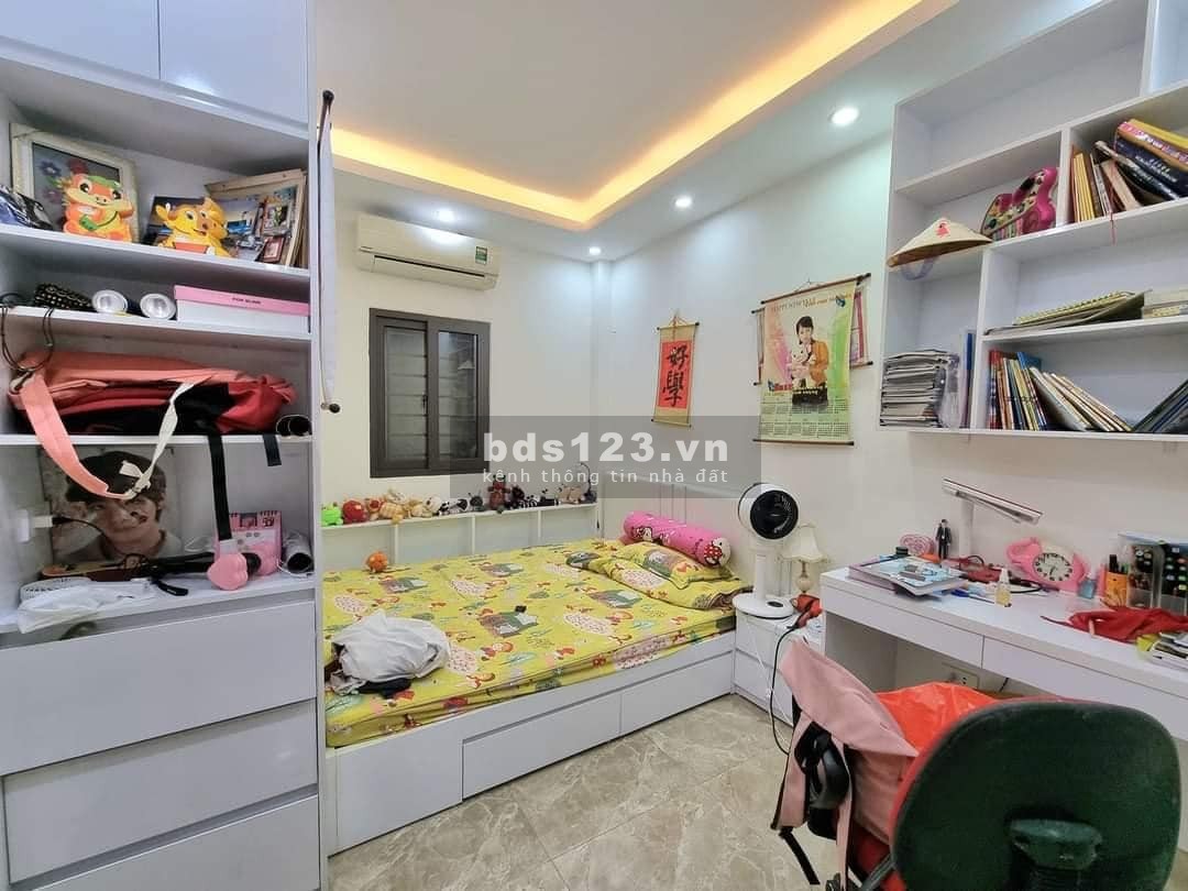 SIÊU PHẨM 267 PHÙNG KHOANG LÔ GÓC - NHÀ ĐẸP – NGAY CHỢ PHÙNG KHOANG TIỆN ÍCH BẠT KHÁCH THIỆN CHÍ.