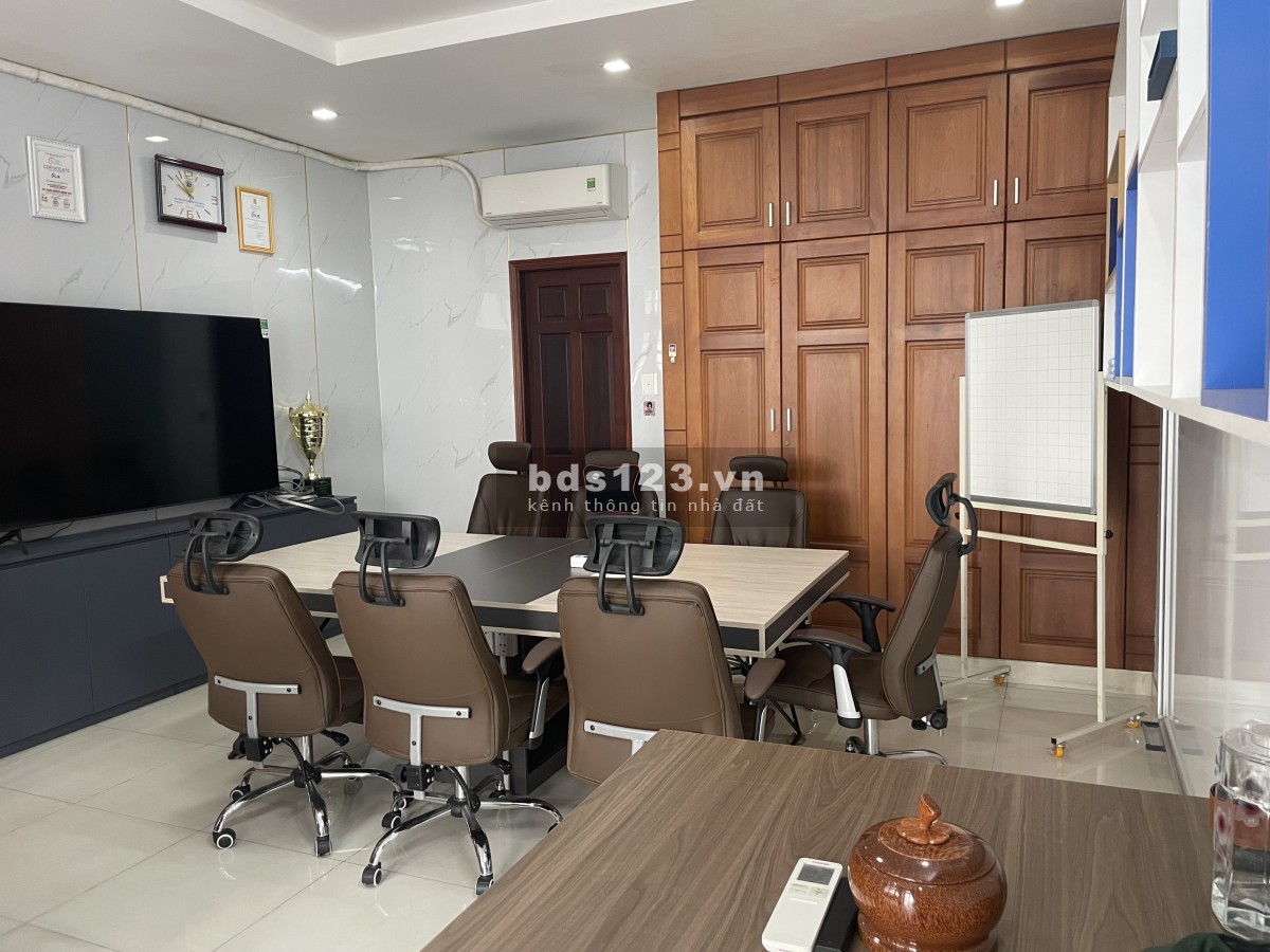 Văn phòng cho thuê, địa điểm kinh doanh, mặt bằng buôn bán