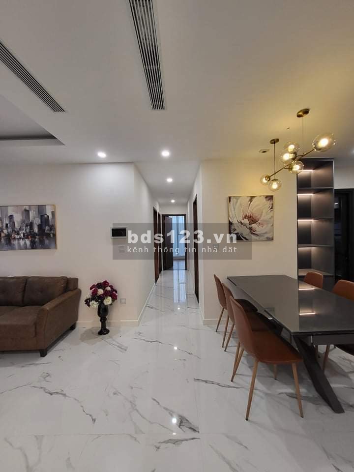 Cho thuê căn hộ Sunshine City Ciputra 3 ngủ tầng cao full nội thất giá 22tr