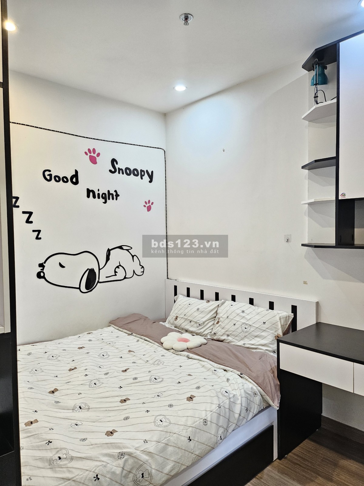 Bán gấp căn hộ 2N1WC, Full nội thất, giá rẻ nhất thị trường, Vinhome Ocean Park