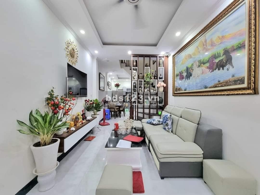 SIÊU PHẨM PHẠM VĂN ĐỒNG MAI DỊCH CẦU GIẤY 68M2 5TẦNG NGÕ THÔNG OTO Ở VÀ KINH DOANH TỐT GIÁ 12.9 TỶ
