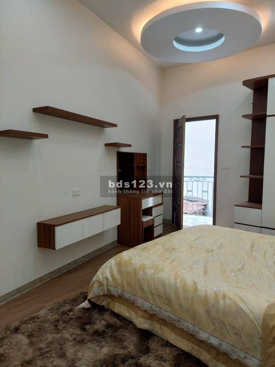 Bán nhà Ba Đình 5,8 tỷ 48m2 chỉ 10m ra đường ô tô tránh nhau