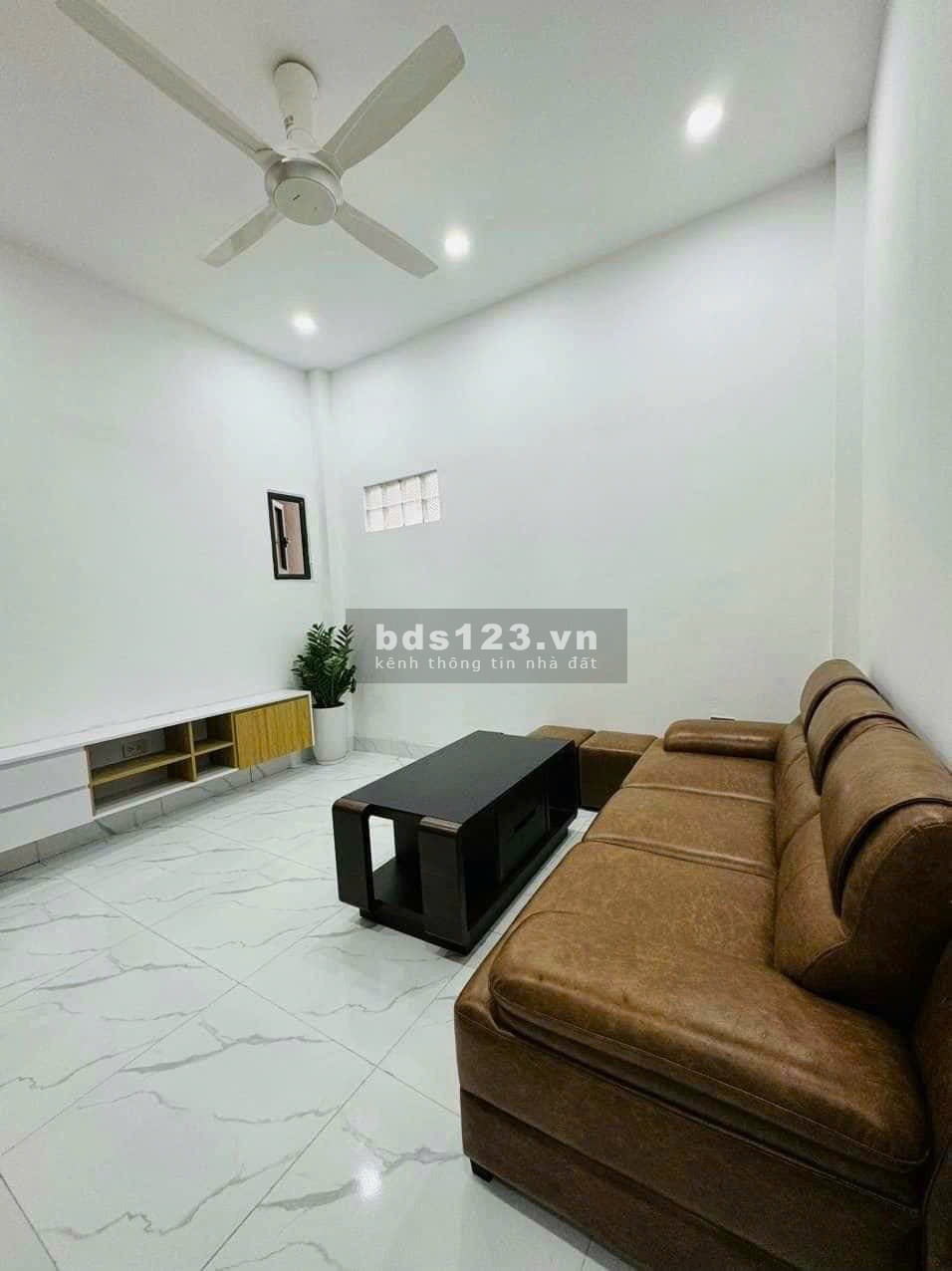 NHÀ ĐẸP ĐÀO TẤN - CÓ 102 - Ở LUÔN - FULL NỘI THẤTDT 33M - 4 TẦNG - MT4M GIÁ 4.95 TỶ