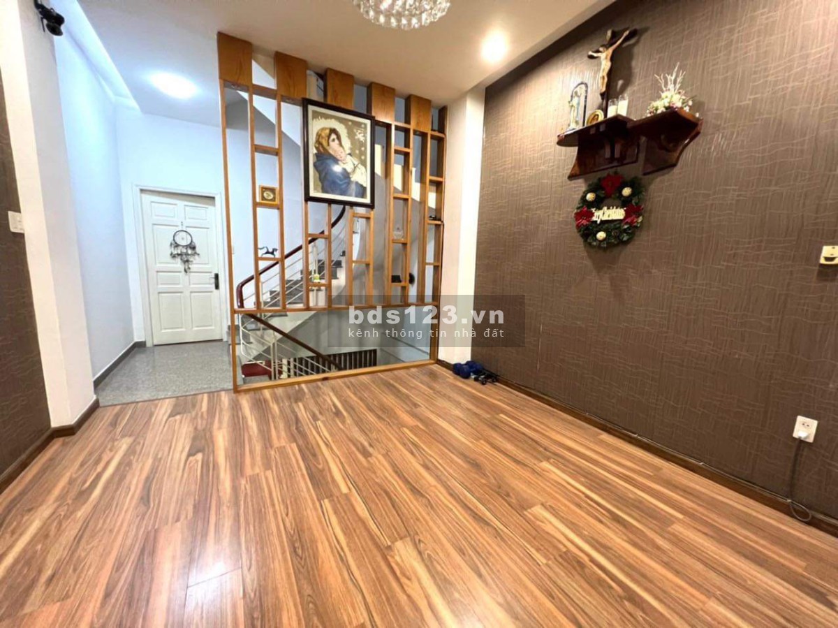 CHO THUÊ MẶT BẰNG KINH DOANH + PHÒNG Ở HẺM ĐÀO DUY ANH, QUẬN PHÚ NHUẬN
