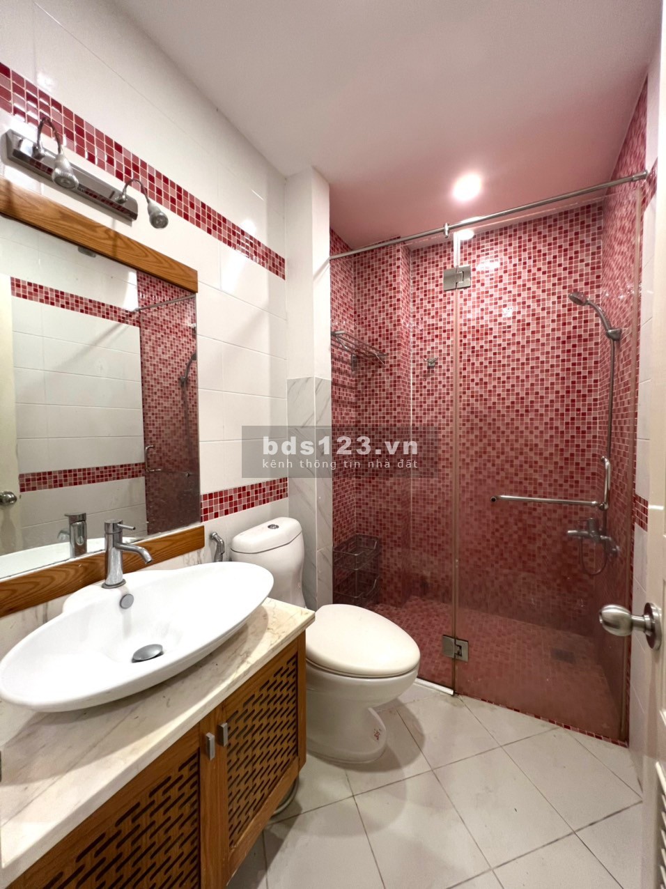 CHO THUÊ MẶT BẰNG KINH DOANH + PHÒNG Ở HẺM ĐÀO DUY ANH, QUẬN PHÚ NHUẬN
