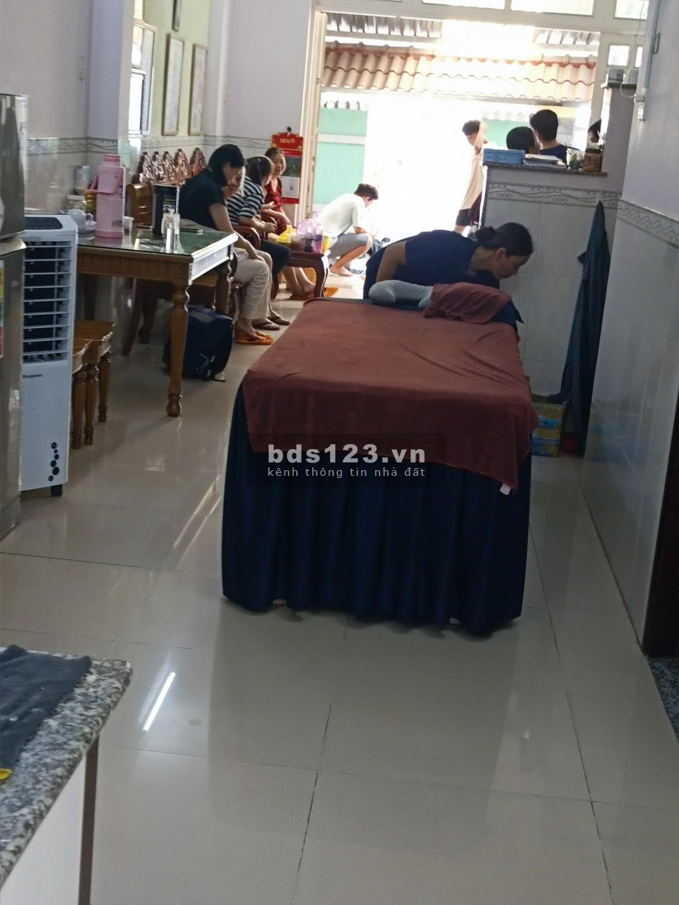Nhà full nội thất hẻm oto, ngay chợ Hiệp Bình, 3pn 3wc.